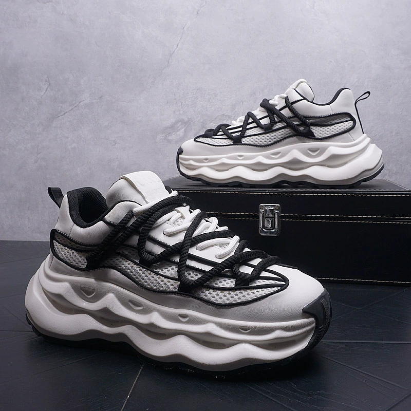 Европейская сеть популярных британских молодых студентов