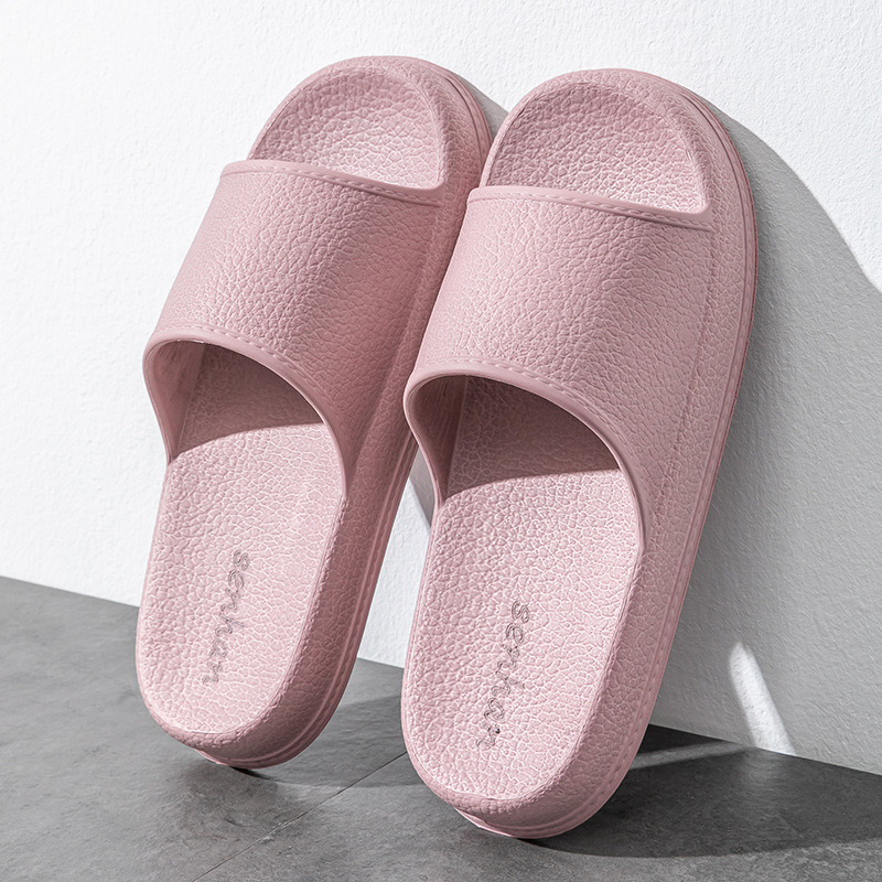 Zapatillas de verano para hombre al aire libre con sensación de pisar nubes, modelo nuevo 2025, sandalias domésticas antideslizantes de EVA para baño interior y hogar para hombres.
