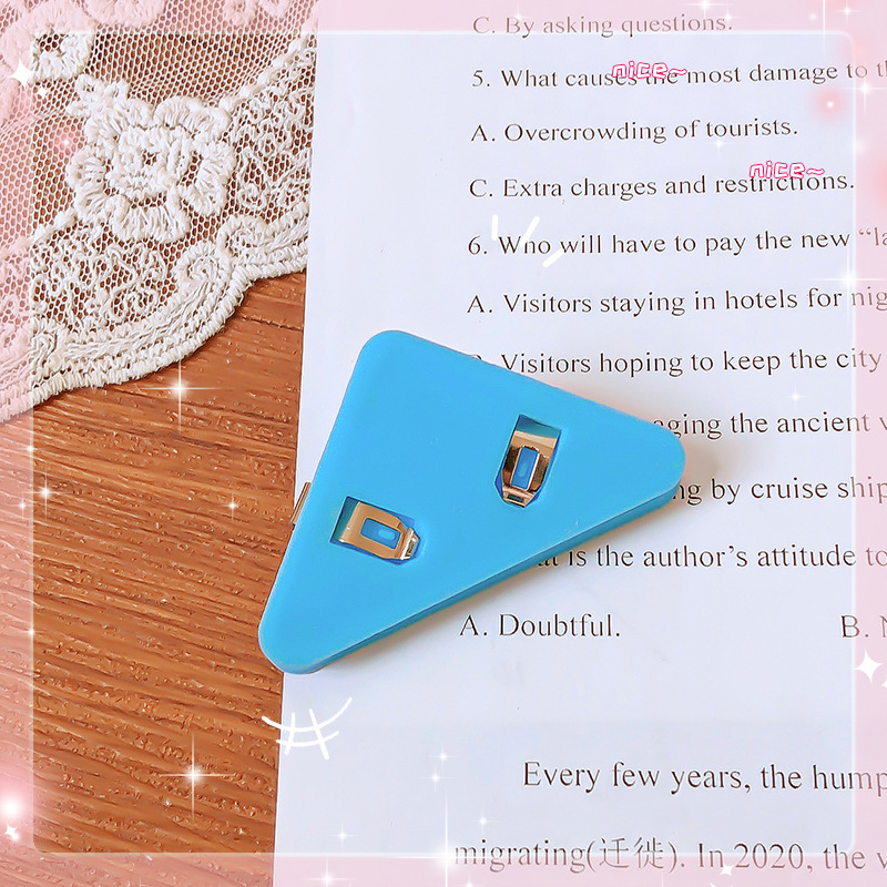 파란색 삼각형 클립 [가격은 1개입니다]