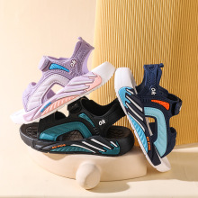 新款儿童凉鞋批发可爱卡通软底学生上学外穿防滑魔术贴凉鞋男女童