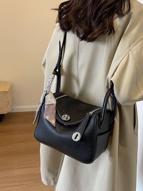 Bolso de venta caliente nicho coreano bolso de almohada de mano de moda de mujer estampado litchi nuevo estilo de alta calidad bolso de lujo ligero