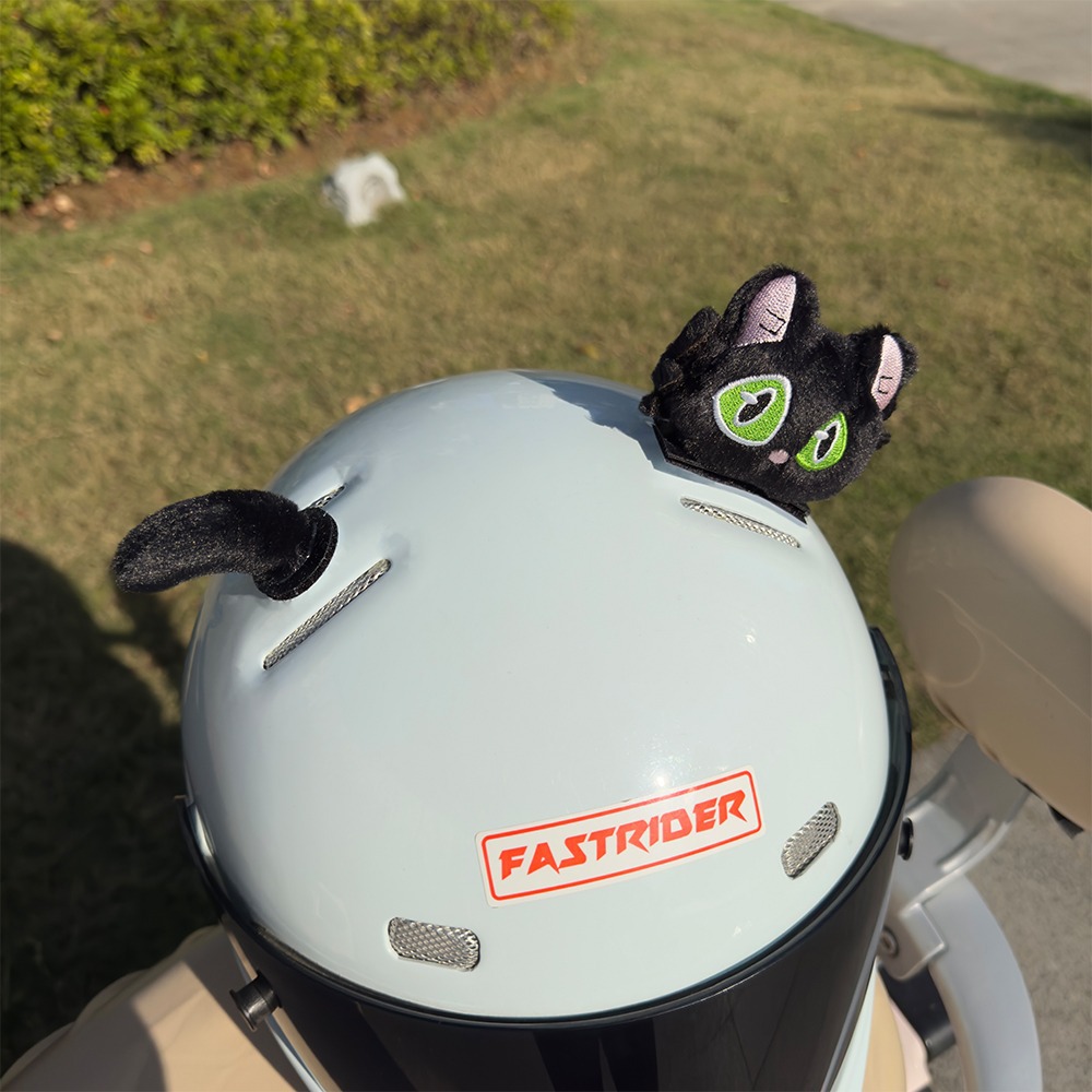 Suzume's Locking-Up Cat Motorcycle Helmet Decoration