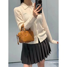 ���ͳ��Ʊ����L��ë�� �����I΢�ˏ����U��ᘿ�����Ů���Ŀ�