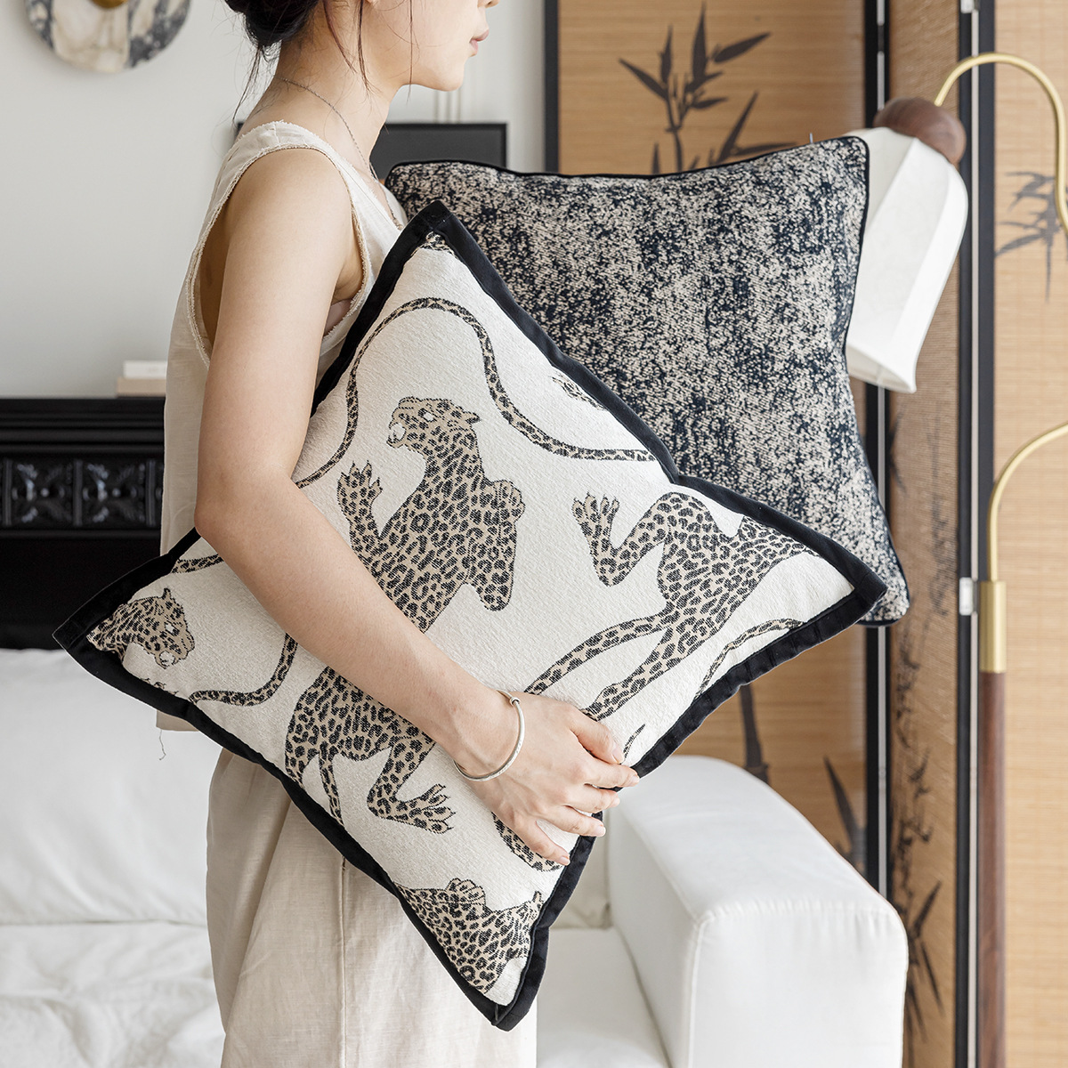 Black and White Sofa Pillow Case Wholesale Modern Simple Model Room Living Room Decorative Pillow Bedside Cushion Bed Backrest