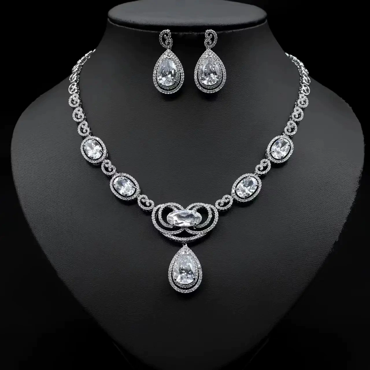 Цирконий, универсальное ожерелье, цепочка для ключей/сумки, стиль light luxury, простой и элегантный дизайн, стиль высокого качества, интернет‑мем