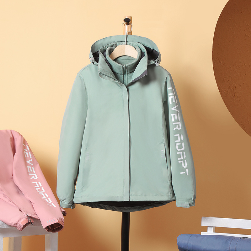 Ropa de asalto para hombres y mujeres al aire libre marca de moda de dos piezas juego de ropa de montaña caliente a prueba de viento abrigo de moda