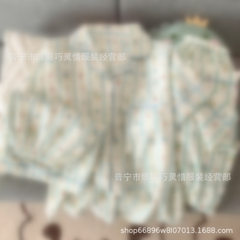 Red famosa nuevo pijama de mujer nubes de verano algodón pantalones cortos de manga corta pantalones largos de tres piezas de dibujos animados set de ropa para el hogar