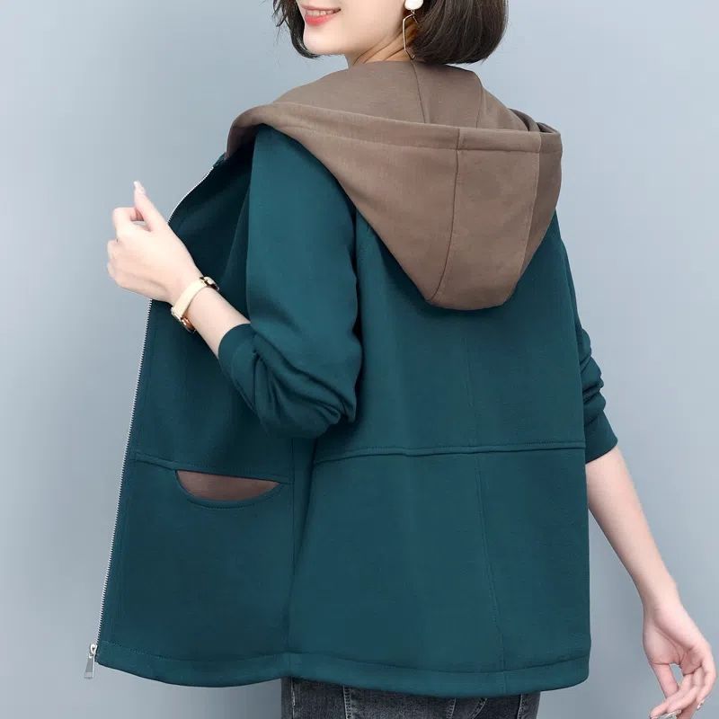 中年のお母さんの短いコートの女性の春秋の新型の2024のゆったりしている大きいサイズの婦人服のカジュアルなファッションの色合わせの帽子の上着|undefined