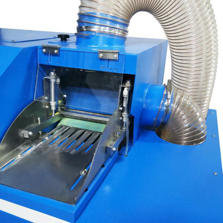 �㶫Ь������ֱ��EVA��TPR����Ь�״��ƽ���ֻ�Ь�״�ĥ��