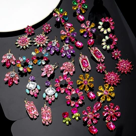 耳环;耳钉;项链