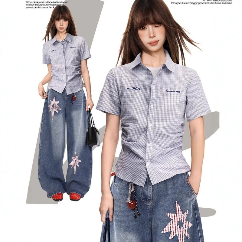 Blue plaid short-sleeve shirt for women, summer American style, slim fit, polo collar, half-sleeve, college-style top Blue plaid short-sleeve shirt for women, summer American style, slim fit, polo collar, half-sleeve, college-style top