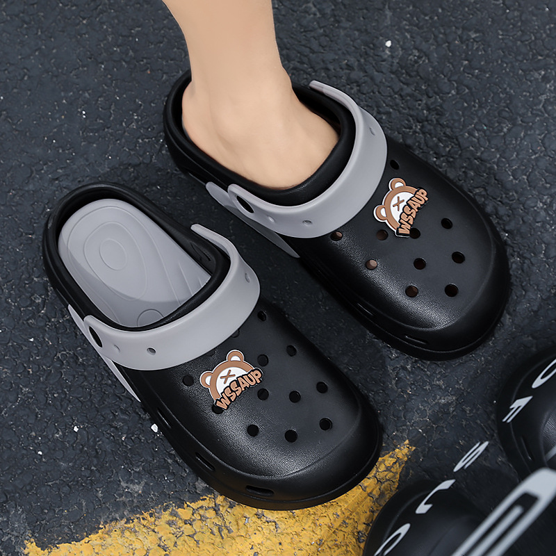 Zapatillas de mierda para hombres de verano, sandalias deportivas de playa de playa para jóvenes conductores al aire libre de dos usos.