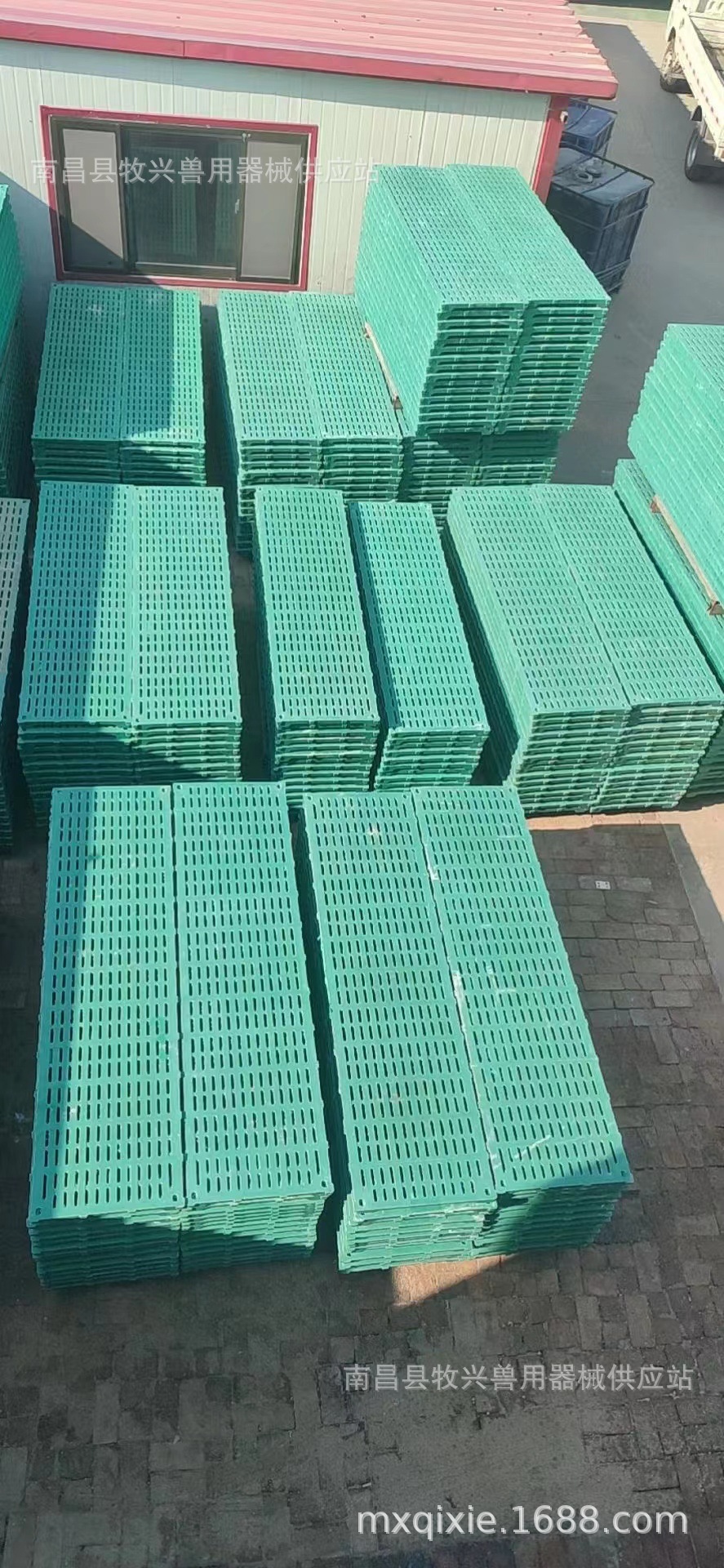 7060铸铁板替代复合材料漏粪板板塑料板产床板挂钩地沟板畜牧、养