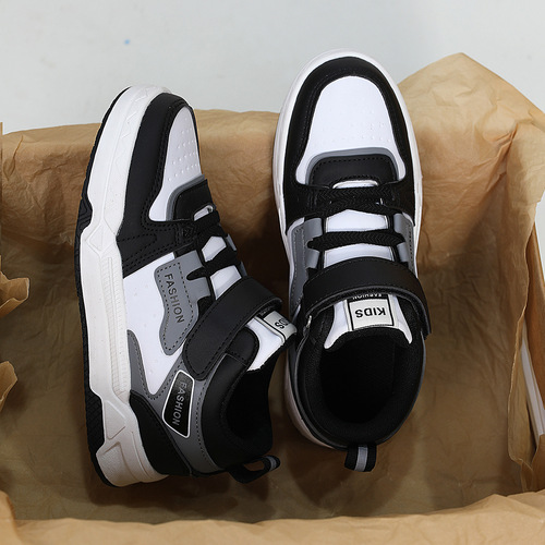 Boys' shoes for 6-12 years old, new children's board shoes, lightweight and comfortable sports shoes, boys' student versatile casual shoes