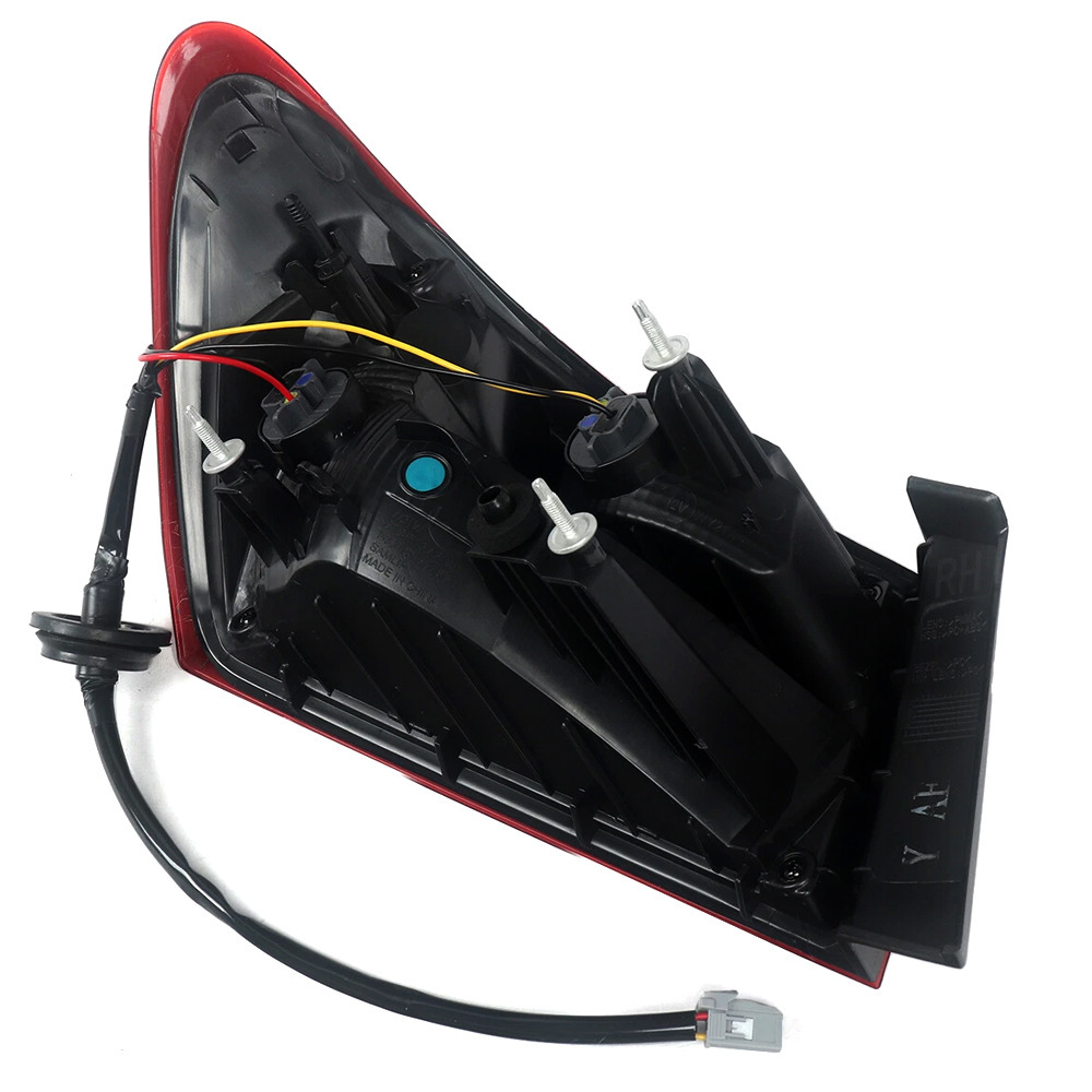 Aplicable al conjunto de luces traseras 16 - 18 nuevas luces traseras Zhizhi, cubierta de luz trasera izquierda y derecha