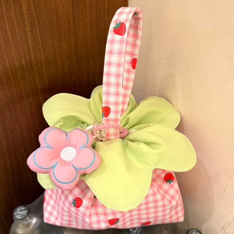 Cute Strawberry Flower Handbag for Women, Fresh Plaid Lunch Bag, Girly Drawstring Storage Handbag Cute Strawberry Flower Handbag for Women, Fresh Plaid Lunch Bag, Girly Drawstring Storage Handbag
