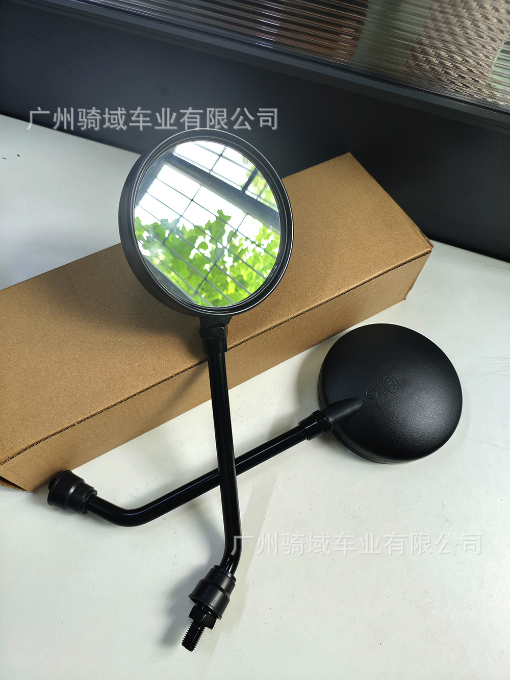Round retro wide-angle rearview mirror for electric vehicles and motorcycles, modified long-rod reflector rearview mirror