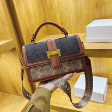 ӡСW͹Ů玧sμбСŮ