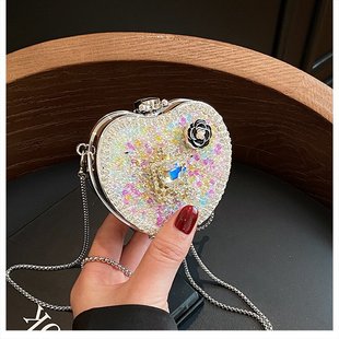 ������ā�����С����Ů25�¿�W��ˮ荂����촽�ڼt��朗lб���