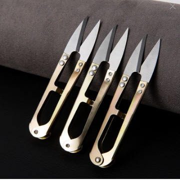 Tijeras pequeñas de hilo de mango de plástico de color al por mayor, tijeras de hilo en forma de U, tijeras de hilo de punto de cruz