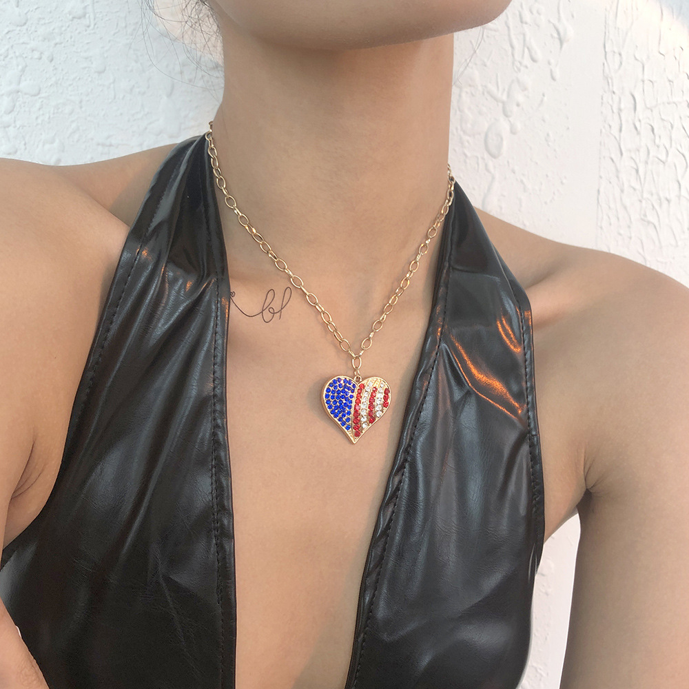 wholesale jewelry punk style heart inlaid diamond pendant necklace nihaojewelry