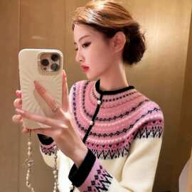 费尔岛毛衣女冬巨好看漂亮软糯气质粉色格纹提花针织开衫