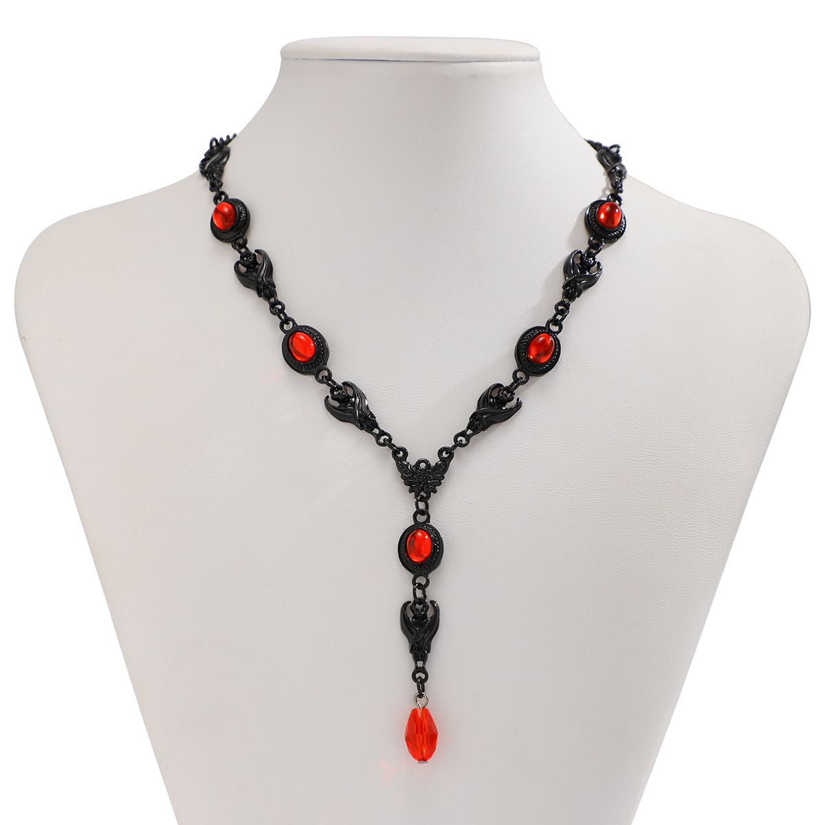 Collar halloween murciélago con flecos y gotas de sangre_voghion.com