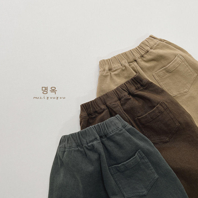 Simple Style Solid Color Cotton Boys Pants display picture 5