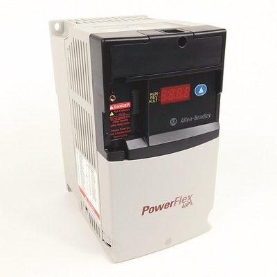 Новый оригинальный AB Inverter 22D-D2P3N104 Гарантия один год 22DD2P3N104 PF40P Spot
