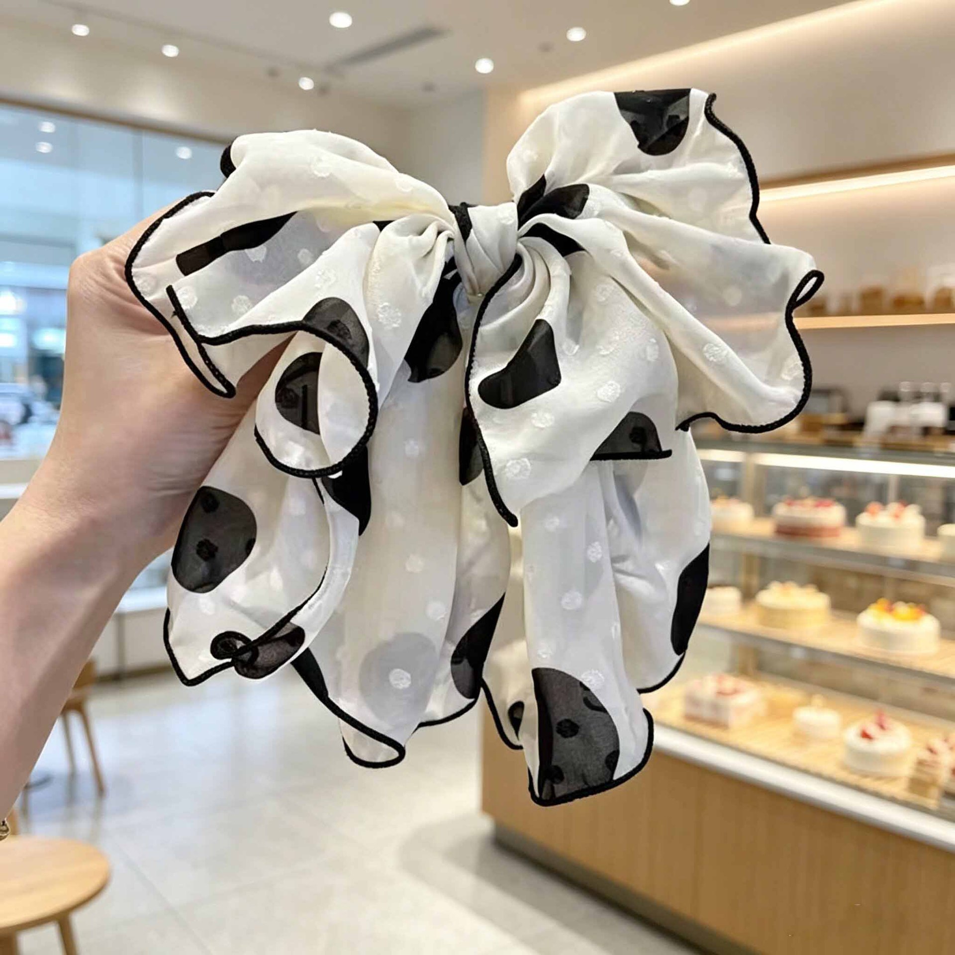 Shiffon hair accessory with bow