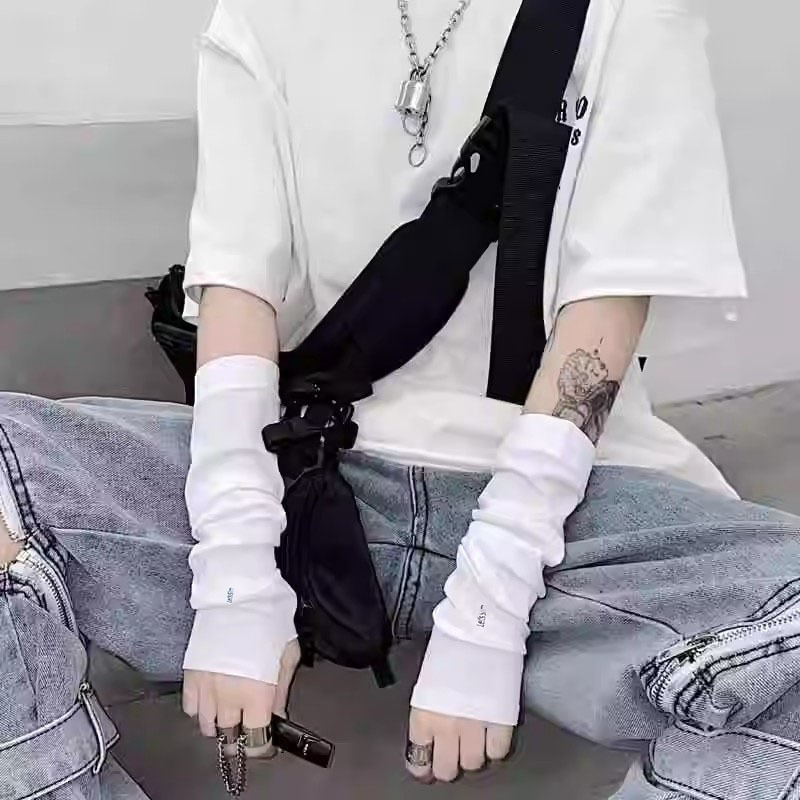 Ice Silk Sleeves Y2K Summer Ins Dark Style Retro Hot Girl Summer Black White Japanese Style Sun Protection Sleeves for Men and Women