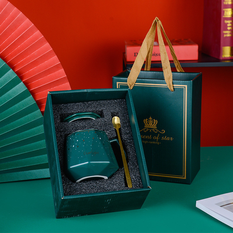 Taza de diamante rojo del norte de Europa, taza de marca de estrella, regalo de mano de alto valor, regalo de logotipo impreso privado, nicho