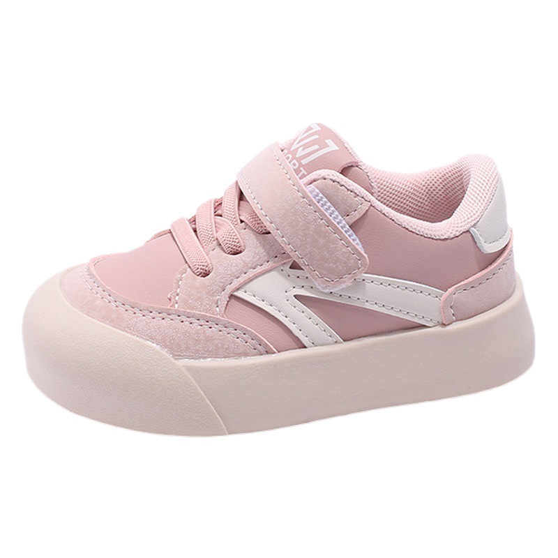 Zapatos blancos para niños zapatos de tablero de primavera y otoño zapatos para bebés zapatos de jardín de infantes zapatos para niños pequeños zapatos para niños y niñas al por mayor