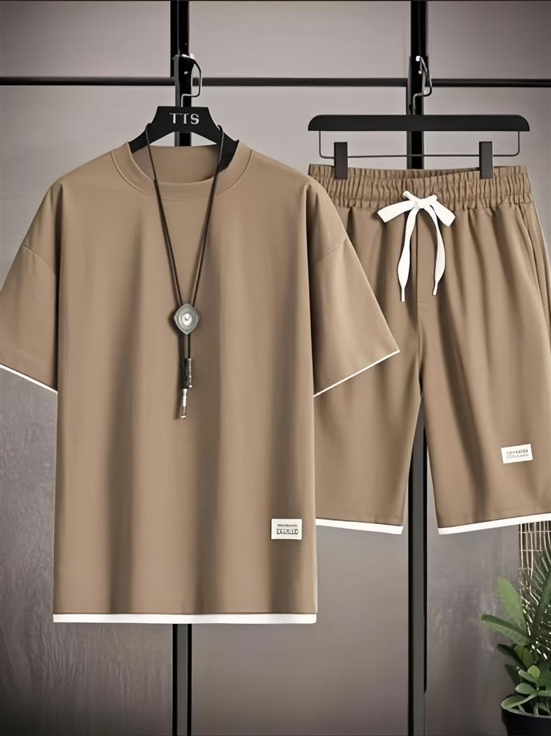 Ensemble de détente pour homme à texture gaufrée : t-shirt à manches courtes et short de sport, tenue d'été légère en polyester pour un look décontracté et sportif._voghion.com