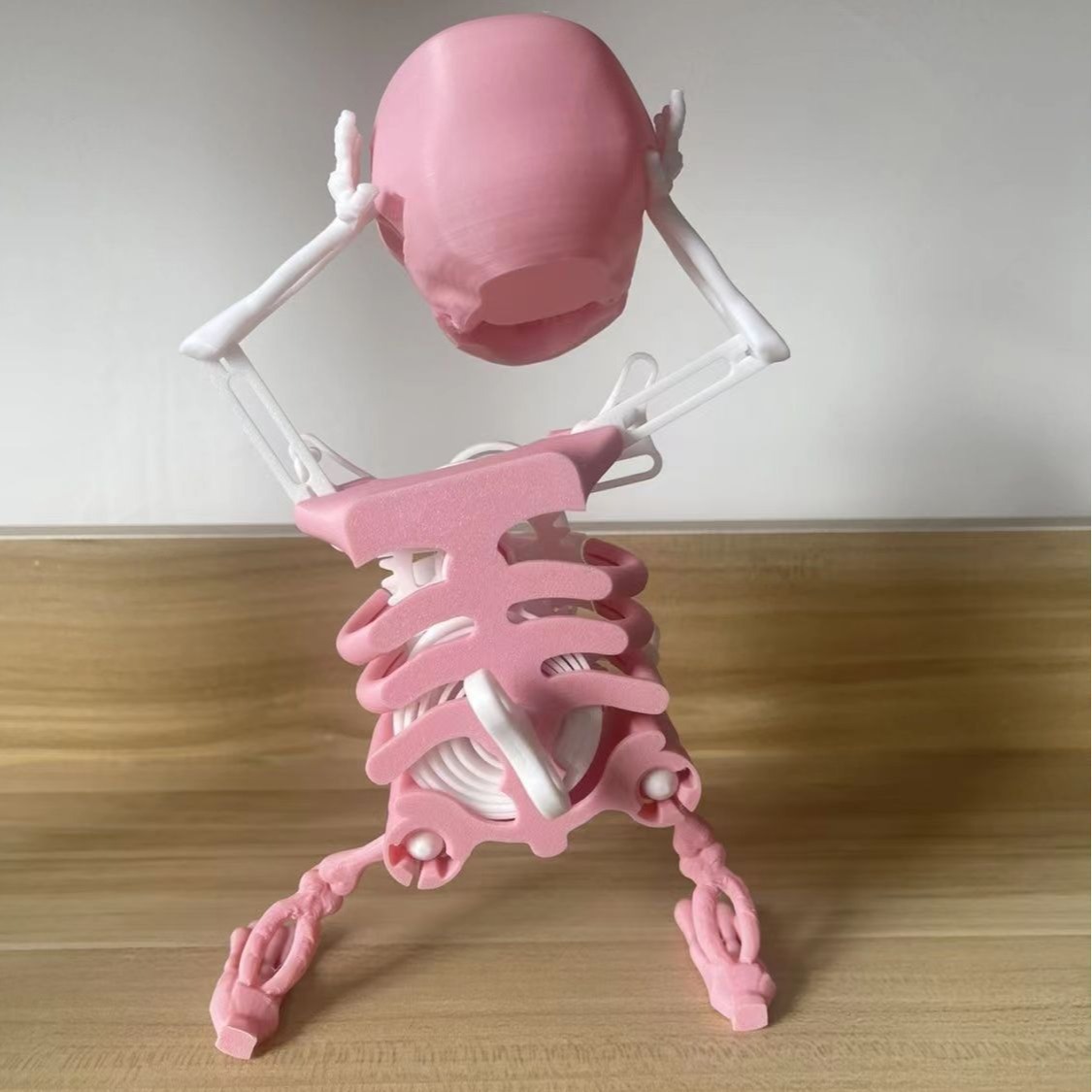 크레스트 모델의 3 차원 골격 작은 남자 좌우로 흔들기 속임수 재미있는 3D 인쇄
