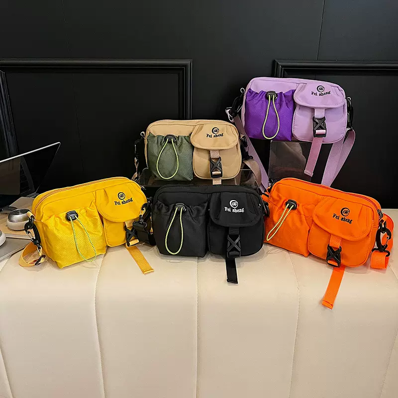 2025新款男女款斜挎包多口袋潮流牛津布单肩包百搭轻便运动挎包