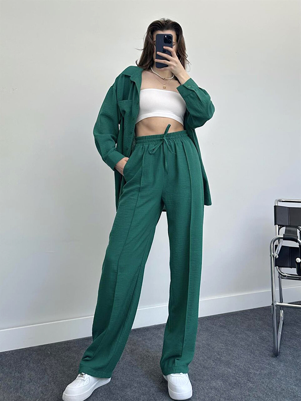Conjunto de dos piezas para mujer camisa holgada y pantalón_voghion.com
