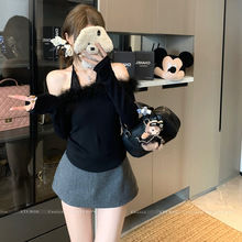 蕾丝拼接挂脖毛领一字肩长袖T恤女冬季打底衫辣妹黑色假两件上衣