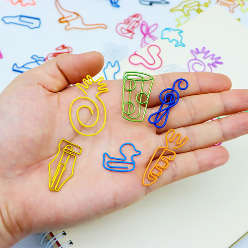 New colored paper clips, cute cartoon shaped paper clips, creative and thickened metal bookmarks