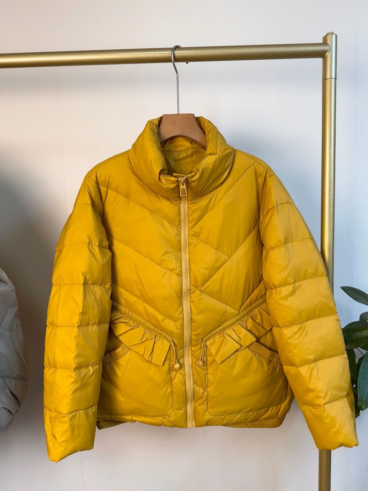 Transfronterizo TikTok coreano chaqueta de encaje para mujeres nuevo corto temperamento suelto blanco chaqueta de pan de cuello vertical