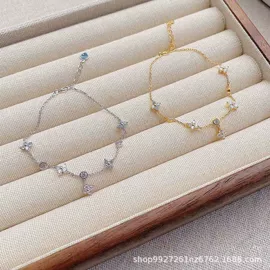 耳线;项链;耳钉