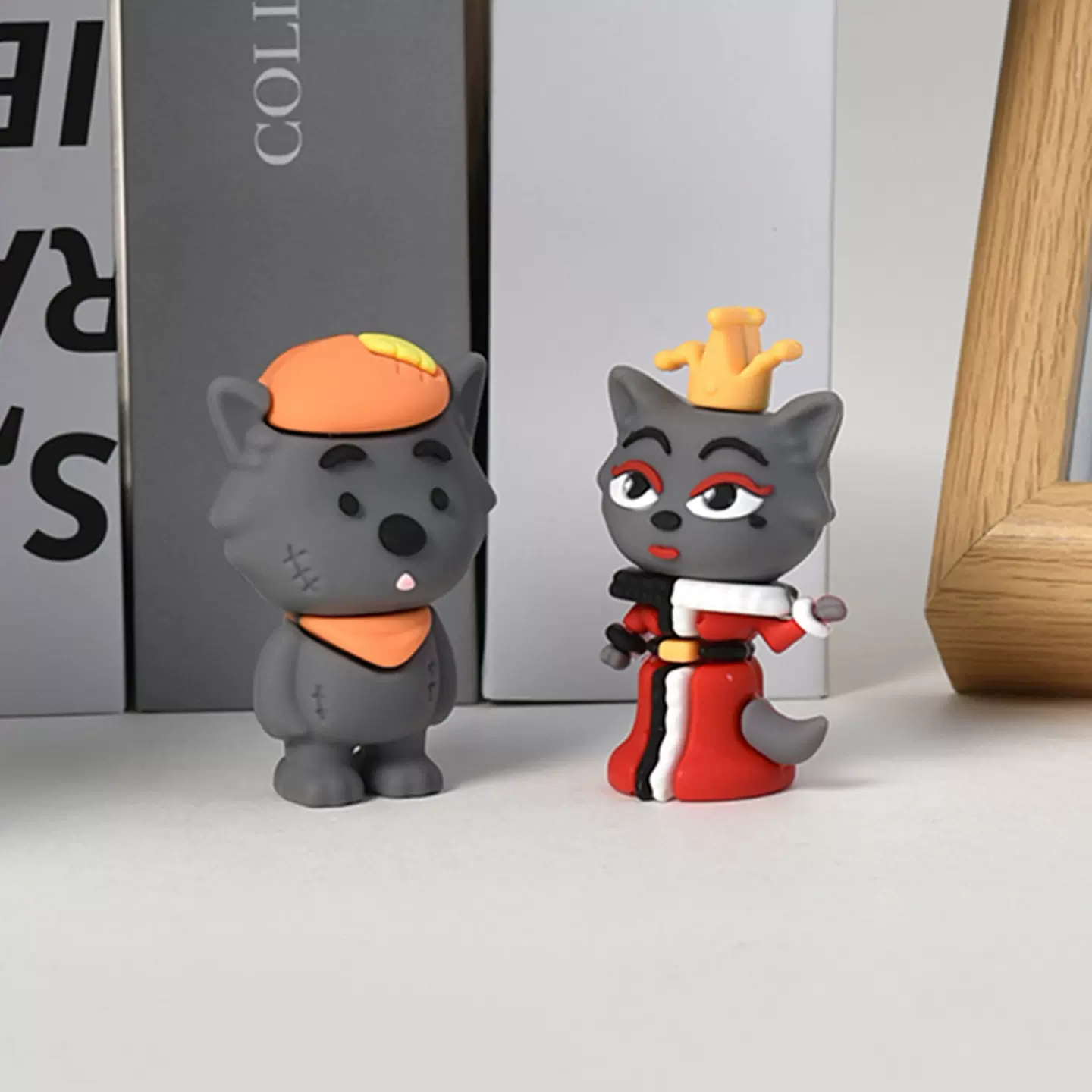 呆呆灰太狼手办公仔红太狼桌面可爱公仔摆件玩具网红爆款摆摊商品