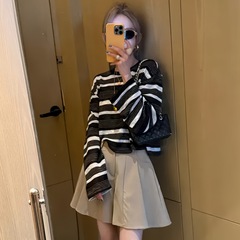 撞色条纹斜肩吊带长袖T恤女2025早秋新款洋气修身显瘦时尚上衣潮