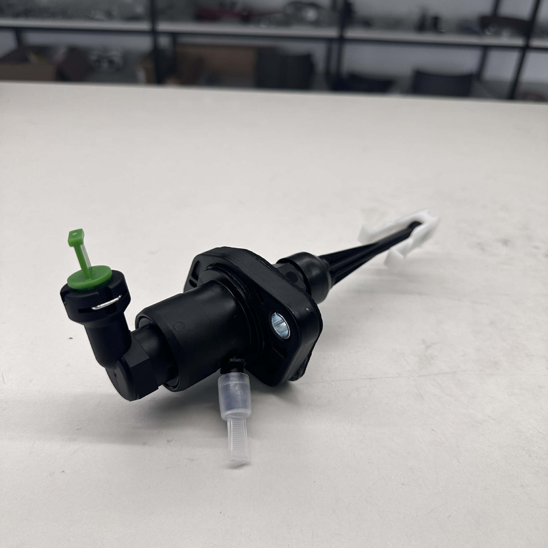 25186238 25196007 Suitable for Chevrolet Spark Clutch Master Cylinder