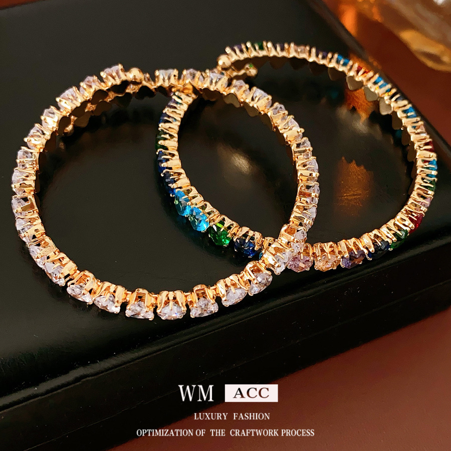 Pulsera abierta de amor de circón, pulsera exquisita de estilo de palacio de lujo ligero, sentido de alta gama de todo fósforo, joyería europea y americana al por mayor