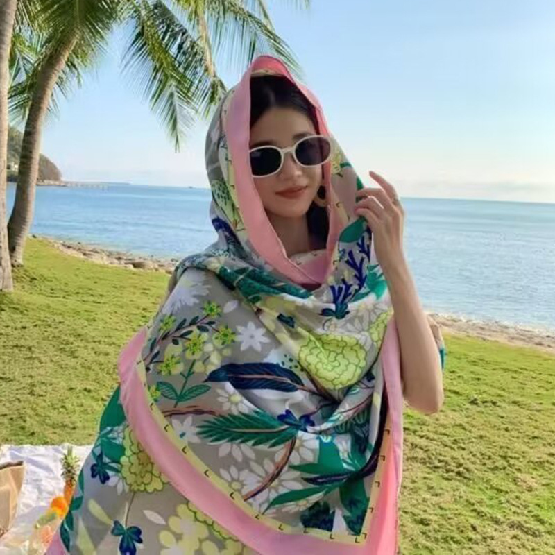 Sopa de satén de twill para mujeres 2025 bufandas de viento nacional de verano tibetanas bufandas de seda protector solar lago Qinghai turismo foto toalla de playa