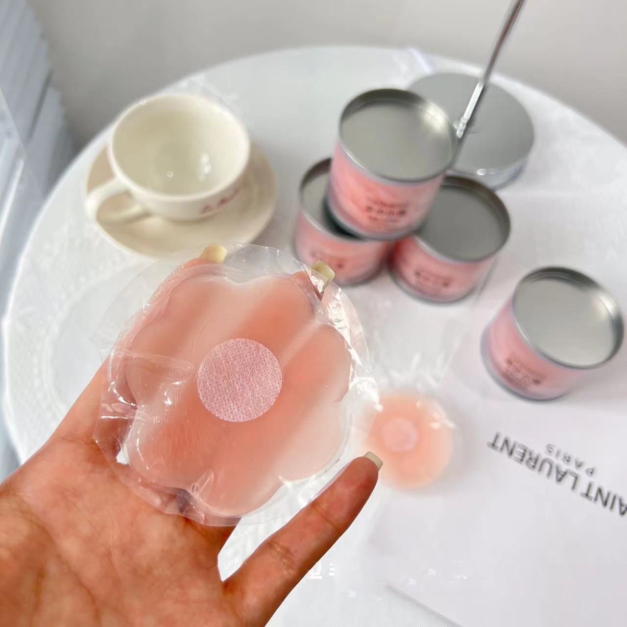 Nipple patch to prevent bumps, nipple patch to prevent light leakage, silicone breast patch, wedding dress sling, beautiful back, invisible areola patch, students with small breasts