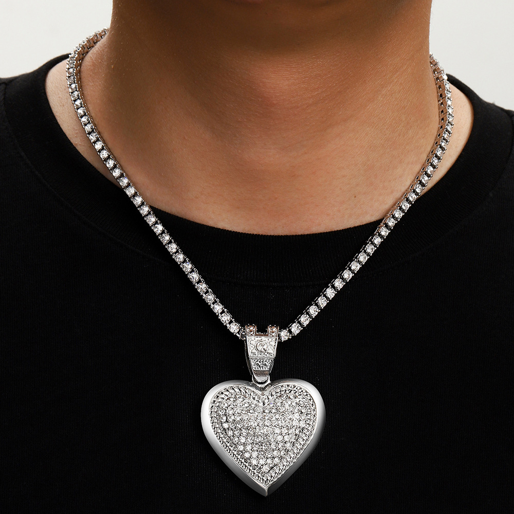 Nuevos productos transfronterizos ins viento amor colgante hip-hop frío viento diamantes hip-hop hombre collar accesorios joyas al por mayor