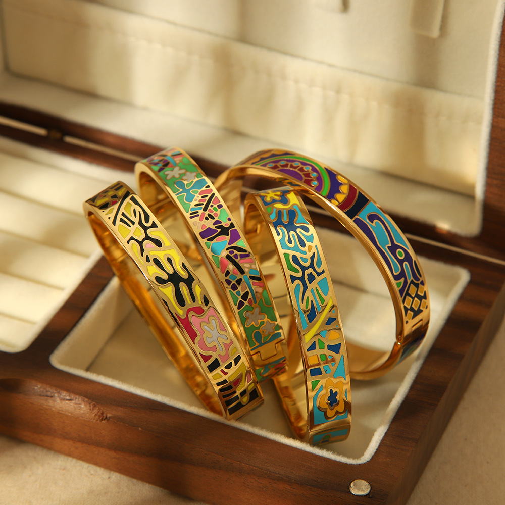 Nuevo pulsera de esmalte de textura de flores goteo de aceite de moda 18k oro de titanio pulsera de acero ins no se desvanece pulsera de sensación alta