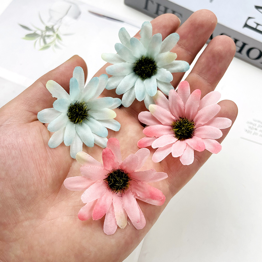 Simulación de tela de seda garra flores de crisantemo DIY ropa sombrero material de flores falsas bolsa de vestir decoración de la pared de la sala de bodas
